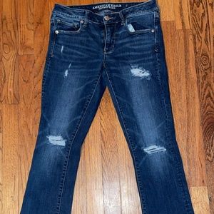 American eagle distressed skinny kick jeans